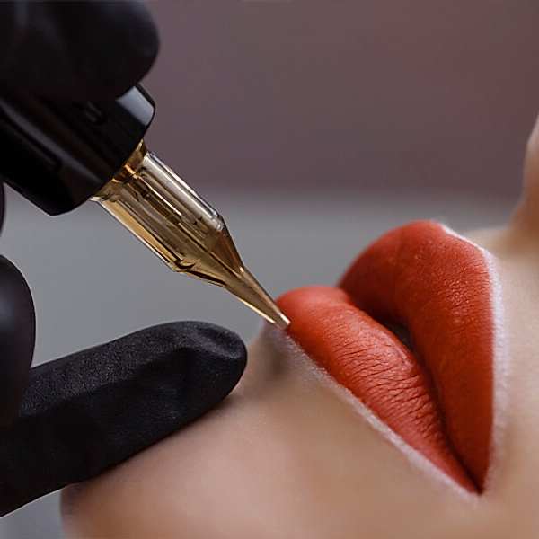 татуаж губ это