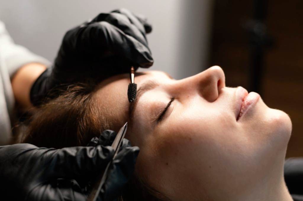 больно ли делать татуаж